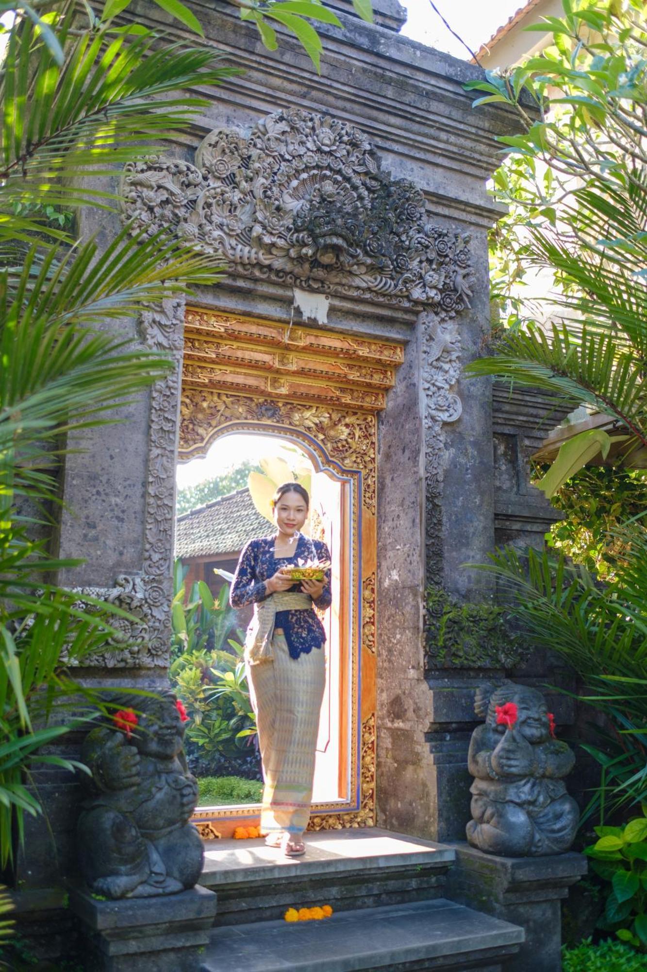 Puri Kobot Hotel Ubud  Exterior photo